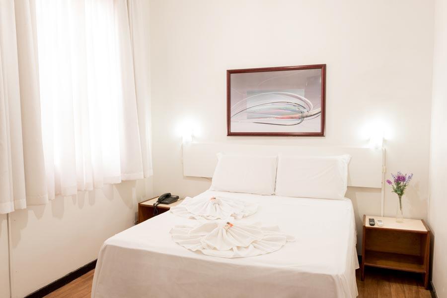 Economic Center Hotel Divinópolis Eksteriør billede